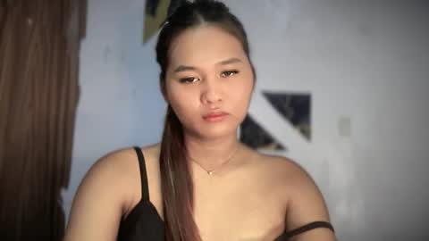 yoursweetgirl_zia online show from 05.16.26