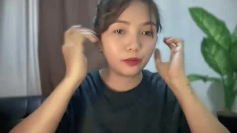 Snapshot of yoursweethot_faye chatting on 02.01.26 Faye online show from 02.01.26