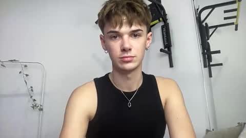 yoursweetyguy online show from 11.03.25