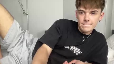 yoursweetyguy online show from 11.05.25