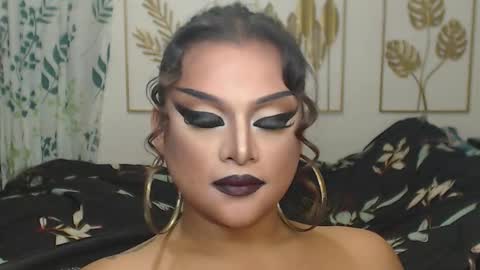 Snapshot of yourtrannyqueenxxx chatting on 10.07.25 Anastacia Grey online show from 10.07.25