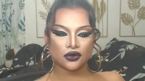 Snapshot of yourtrannyqueenxxx chatting on 10.26.25 Anastacia Grey online show from 10.26.25