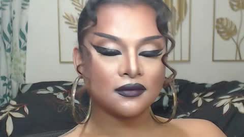 Snapshot of yourtrannyqueenxxx chatting on 11.04.25 Anastacia Grey online show from 11.04.25