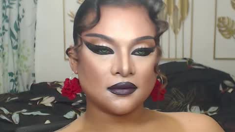 Snapshot of yourtrannyqueenxxx chatting on 11.05.25 Anastacia Grey online show from 11.05.25