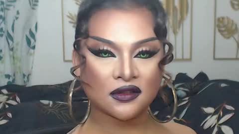 Snapshot of yourtrannyqueenxxx chatting on 11.06.25 Anastacia Grey online show from 11.06.25