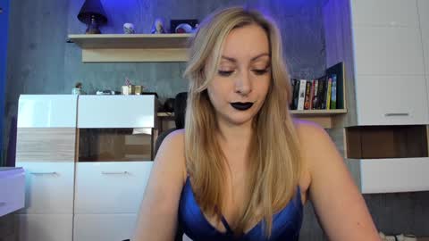 Snapshot of yourvenus00 chatting on 01.07.25 YourVenus00 -Follow my OF online show from 01.07.25