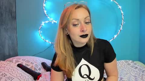 Snapshot of yourvenus00 chatting on 02.10.25 YourVenus00 -Follow my OF online show from 02.10.25
