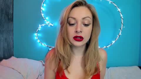 Snapshot of yourvenus00 chatting on 02.13.25 YourVenus00 -Follow my OF online show from 02.13.25