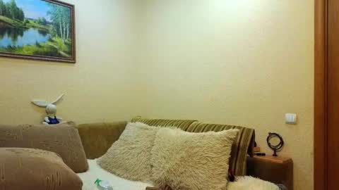 Snapshot of yourxqueen chatting on 11.05.25 YourXQueen online show from 11.05.25