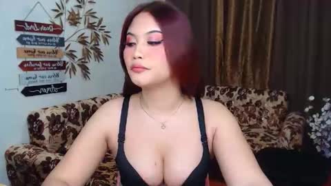 Snapshot of youungsextdeity chatting on 02.14.26 cathy online show from 02.14.26