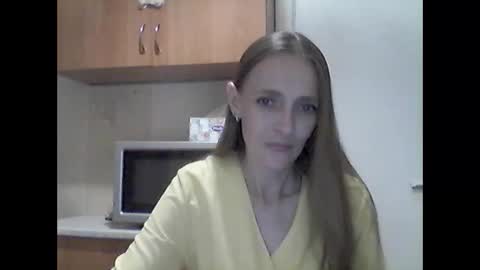 Snapshot of youur_light chatting on 05.22.26 Youur light online show from 05.22.26
