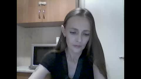 Snapshot of youur_light chatting on 05.28.26 Youur light online show from 05.28.26