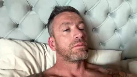 Snapshot of youwantus69 chatting on 10.25.25 You want us 69 online show from 10.25.25