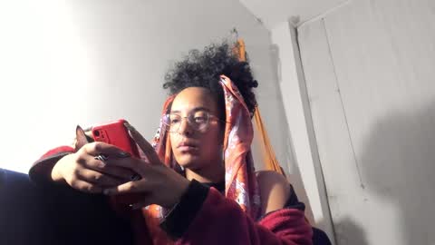 Snapshot of youwishtobeme chatting on 02.14.25 elizabeth ju online show from 02.14.25