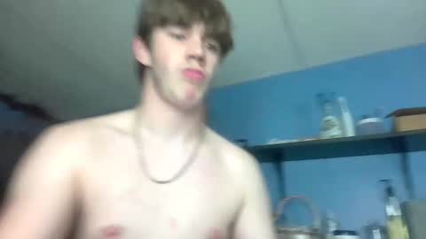 YoungPhysique05 online show from 09.28.25