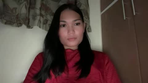 yrdrmgrl_jennie26 online show from 02.05.26