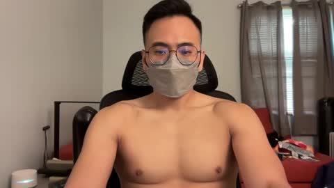 Snapshot of yrubber chatting on 09.27.25 YellowRubber online show from 09.27.25