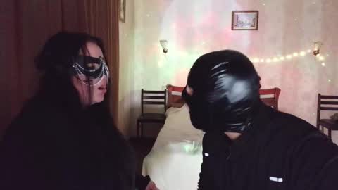 Marcus and Anna online show from 11.12.25