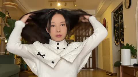 Snapshot of yuanlili chatting on 11.05.25 lili online show from 11.05.25