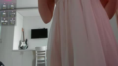 Snapshot of yuki_mii chatting on 09.30.25 Yuki online show from 09.30.25