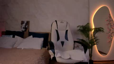 Yuki online show from 06.17.26
