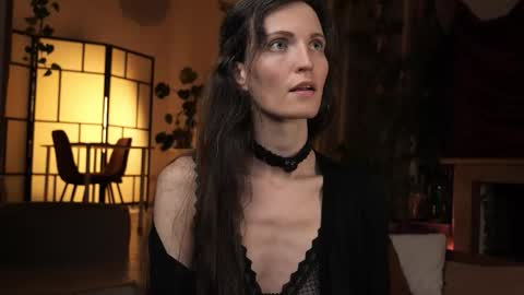 yulla dao online show from 11.15.25