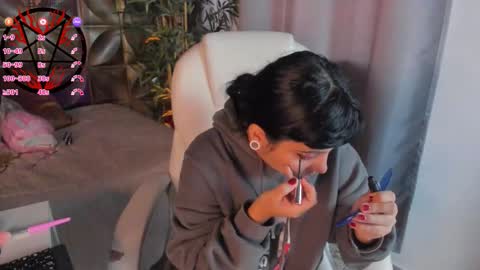 Snapshot of yumeko_jabami chatting on 10.08.25 YUMEKO online show from 10.08.25