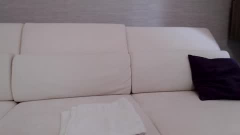 Snapshot of yummy_blonde chatting on 03.04.25 you babe online show from 03.04.25
