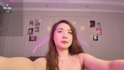 Yumi online show from 12.04.25