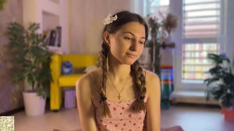 Snapshot of yummycitrus chatting on 11.14.25 Katherine online show from 11.14.25