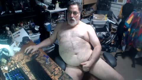 Snapshot of yummyflguy chatting on 07.21.26 yummyflguy online show from 07.21.26