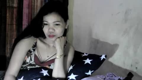 yummyhottiemom online show from 12.20.24