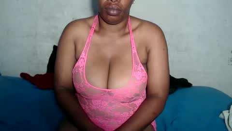 yummytittsxx online show from 12.06.24