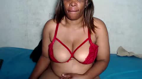 yummytittsxx online show from 12.13.24