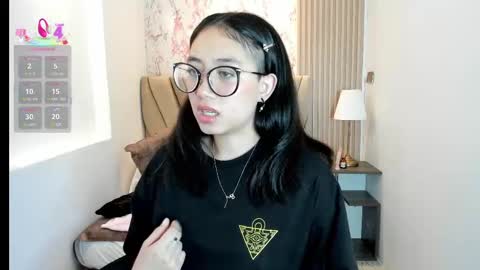 Yuna  online show from 09.11.25