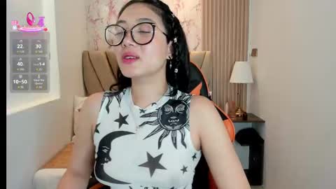 Yuna  online show from 09.27.25