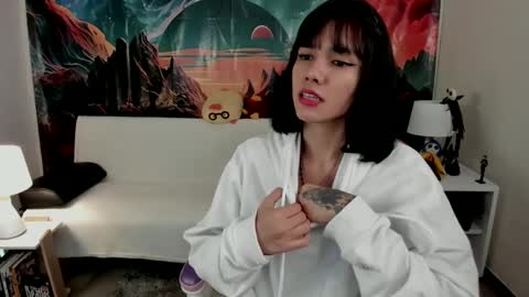 Snapshot of yunablack chatting on 10.07.25 Yuna online show from 10.07.25