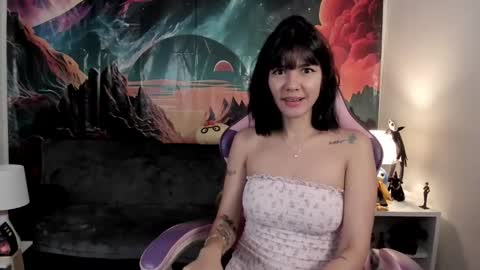 Snapshot of yunablack chatting on 10.20.25 Yuna online show from 10.20.25