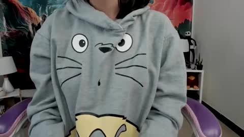 Snapshot of yunablack chatting on 11.04.25 Yuna online show from 11.04.25