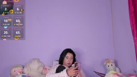 yunahott_ online show from 01.07.25