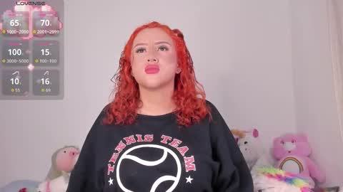 yunahott_ online show from 10.13.25