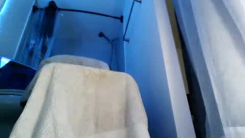 Snapshot of yung3587 chatting on 12.11.24 yung3587 online show from 12.11.24