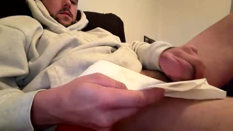 Snapshot of yungcockk444 chatting on 11.03.25 hungggg online show from 11.03.25