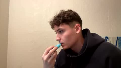 Snapshot of yungstudbev chatting on 12.19.24 yungstudbev online show from 12.19.24