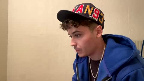 Snapshot of yungstudbev chatting on 12.21.24 yungstudbev online show from 12.21.24