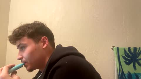 Snapshot of yungstudbev chatting on 12.29.24 yungstudbev online show from 12.29.24