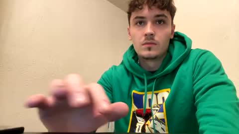 Snapshot of yungstudbev chatting on 01.01.25 yungstudbev online show from 01.01.25