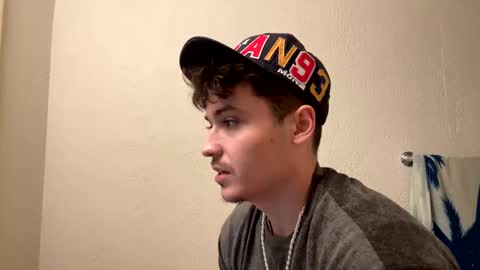 Snapshot of yungstudbev chatting on 01.03.25 yungstudbev online show from 01.03.25