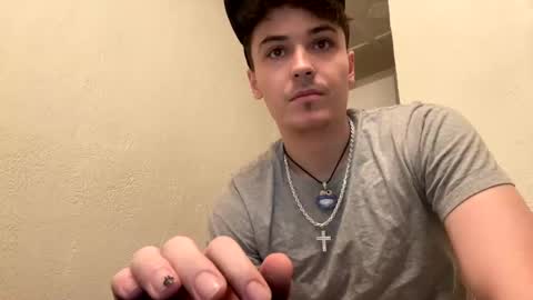 Snapshot of yungstudbev chatting on 01.05.25 yungstudbev online show from 01.05.25