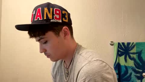 Snapshot of yungstudbev chatting on 01.06.25 yungstudbev online show from 01.06.25